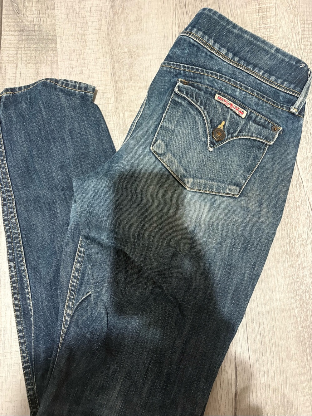 Hudson Jeans Women's Skinny in Faded Blue Denim with Back Flap Pocket